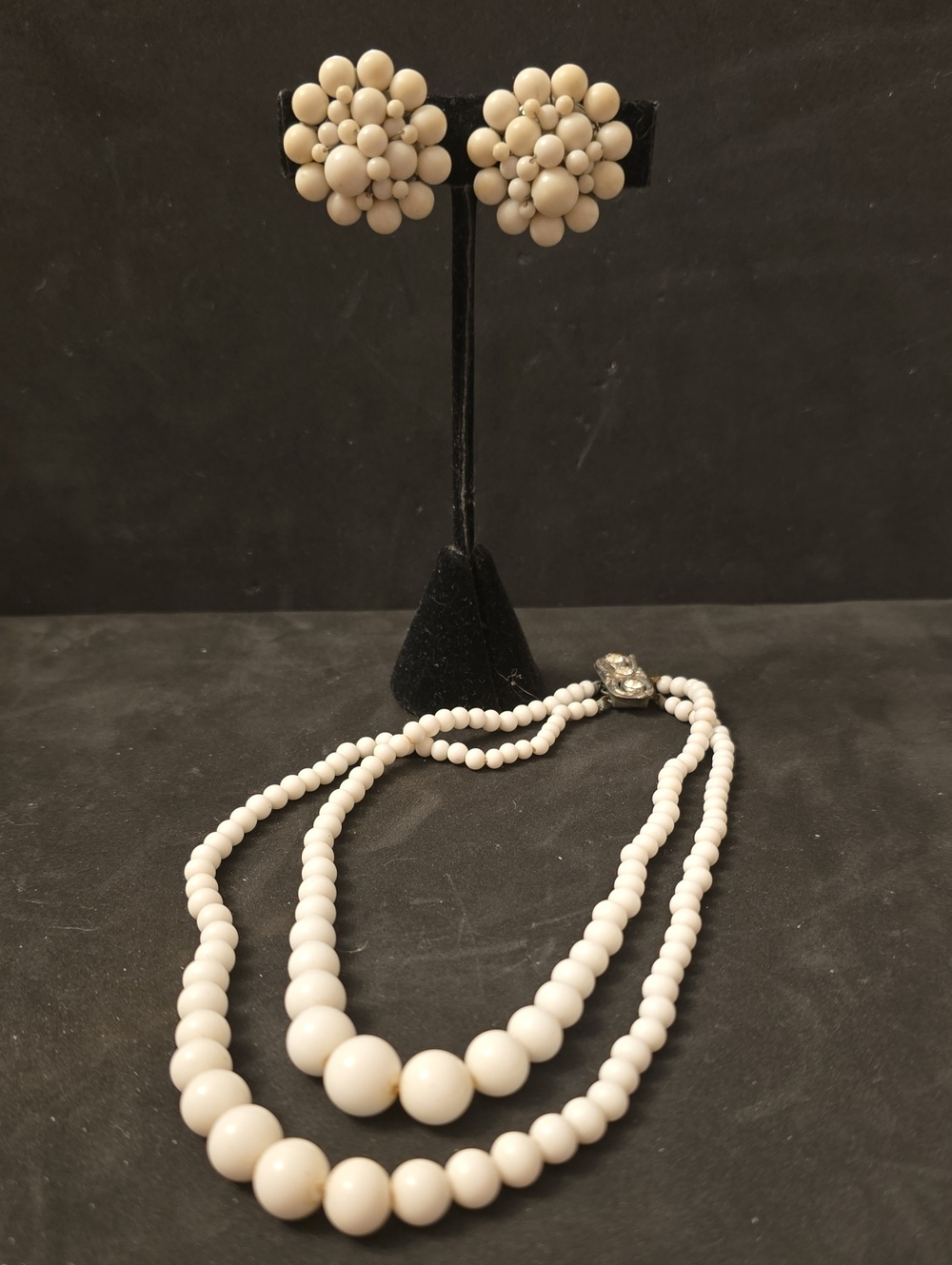 Vintage Classic White Glass Beaded Choker and Clip-On Earring Set Japan